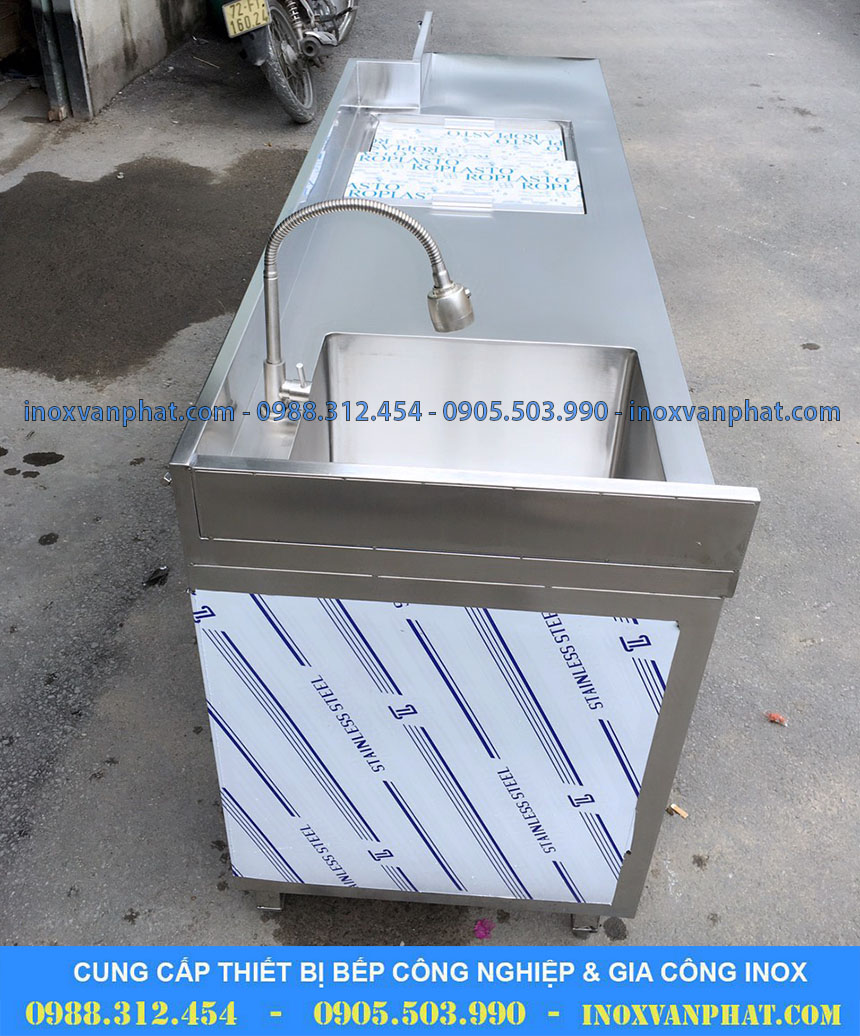 Quầy pha chế chuyên nghiệp