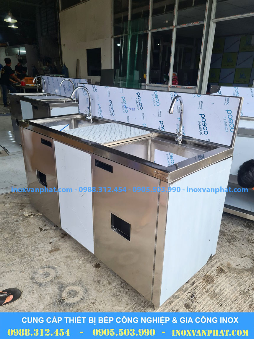Quầy pha chế inox